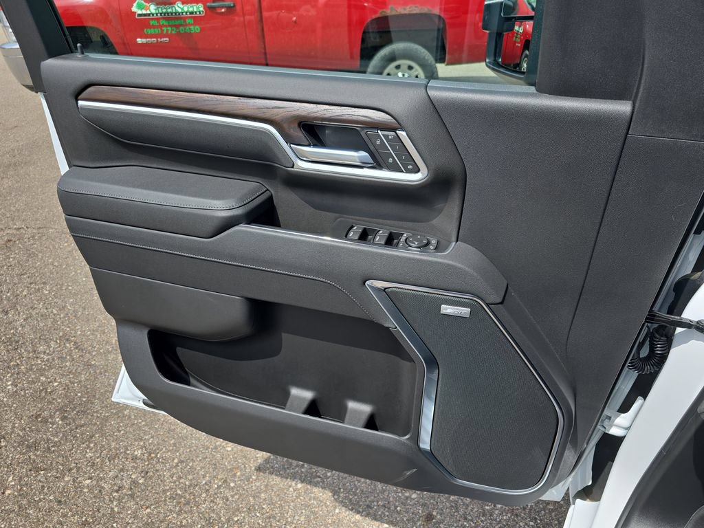 New 2026 GMC Sierra 2500 SLT w/ SLT Premium Package AWD/4WD image 29