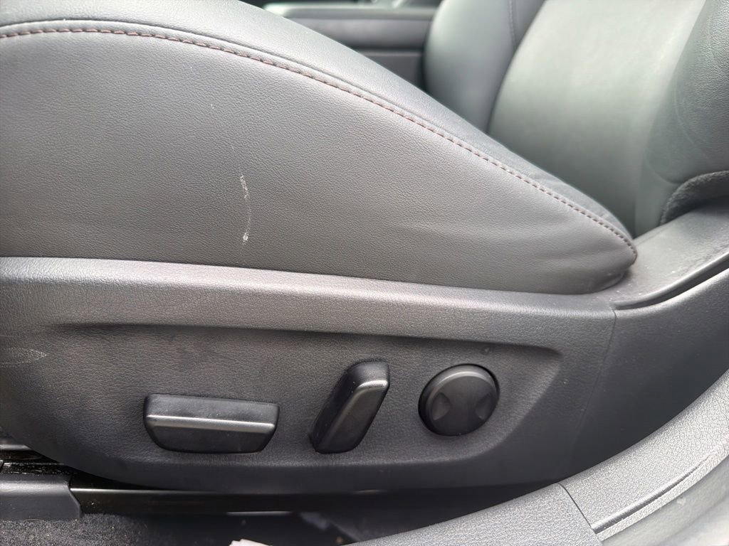 Used 2025 MAZDA MAZDA3 s FWD image 14