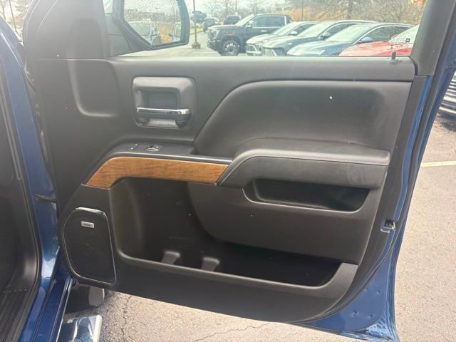 Used 2018 Chevrolet Silverado 1500 LTZ w/ Sport Package image 20