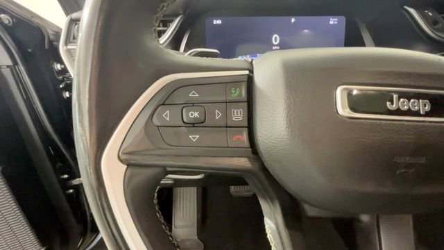 Used 2023 Jeep Grand Cherokee L Laredo AWD/4WD image 20