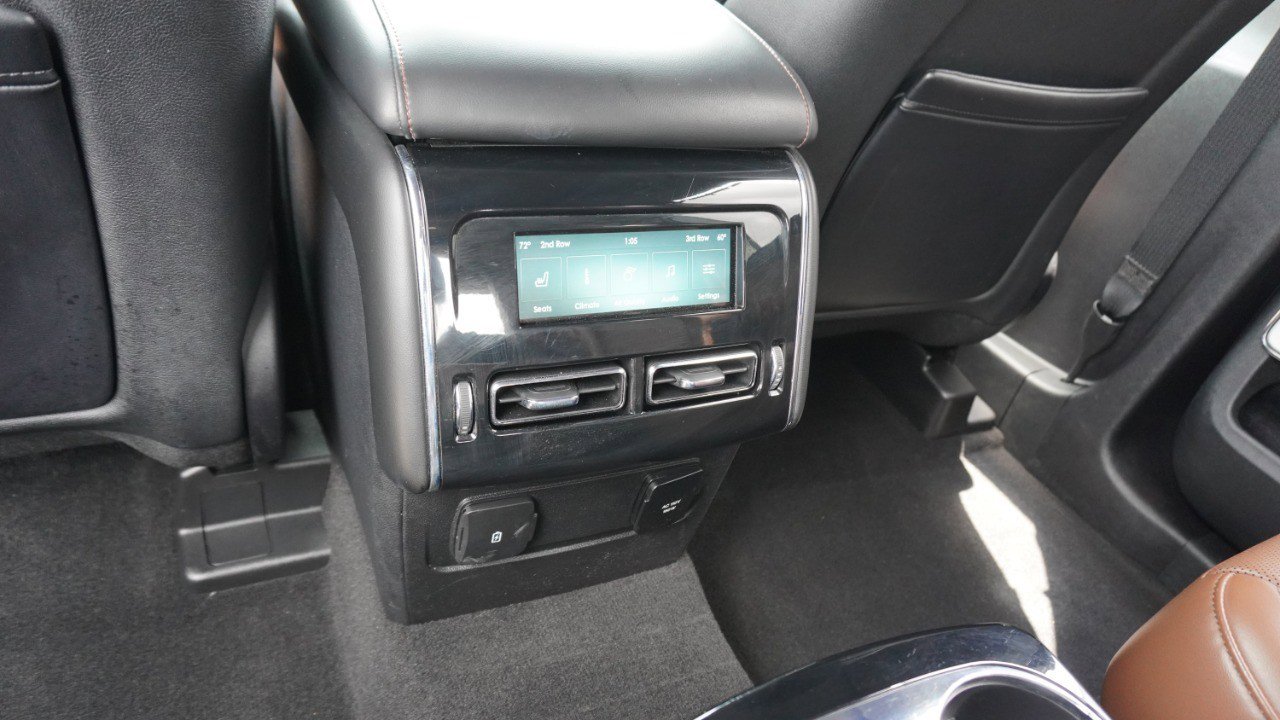 Used 2021 Lincoln Aviator Grand Touring w/ Equipment Group 302A AWD/4WD image 34