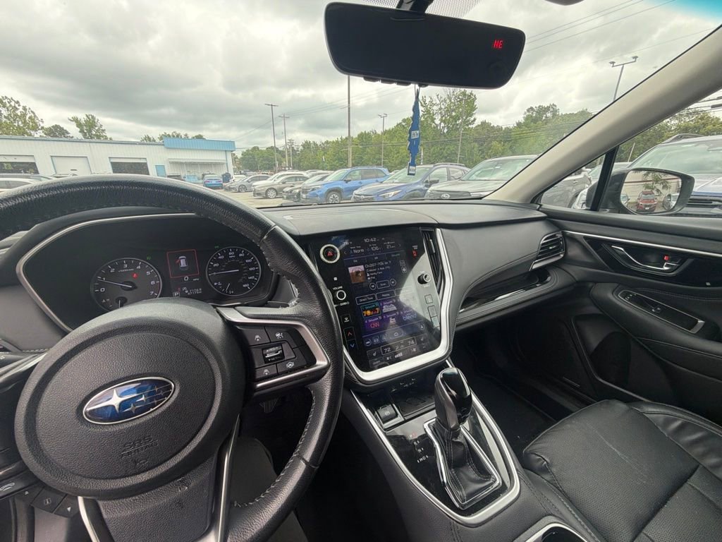 Used 2022 Subaru Outback Limited AWD/4WD image 16