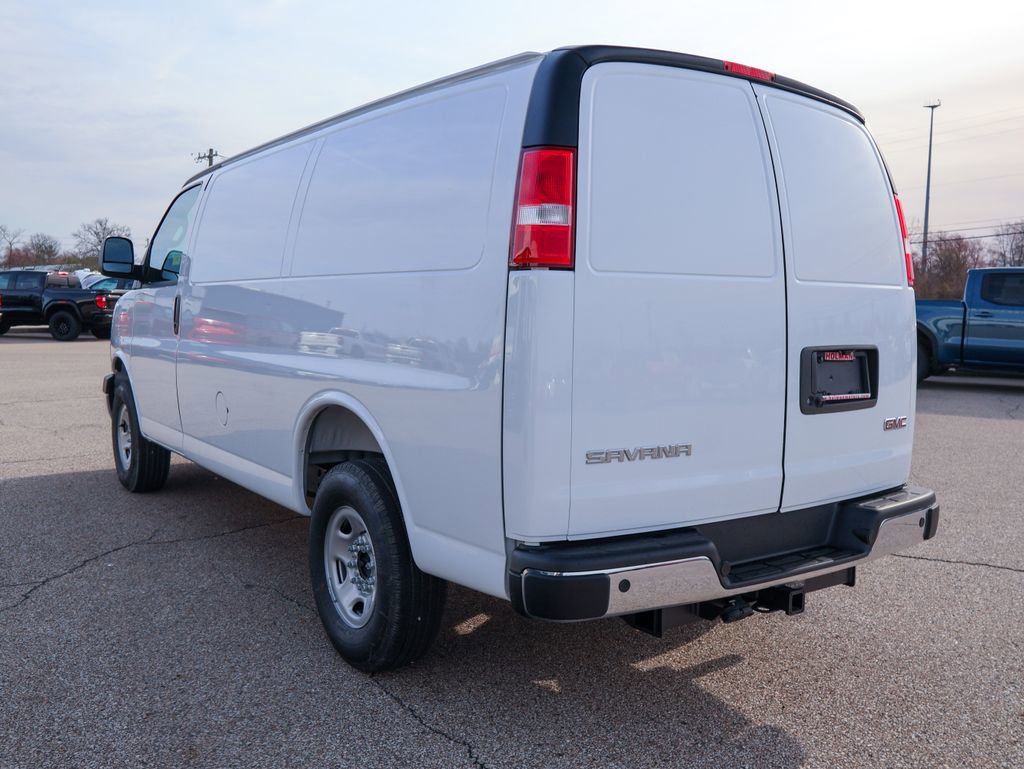 New 2026 GMC Savana 2500 w/ Driver Convenience Package image 18