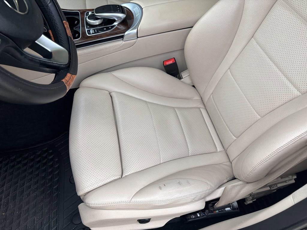 Used 2016 Mercedes-Benz GLC 300 4MATIC image 14