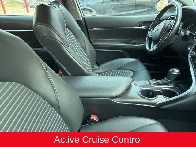 Used 2023 Toyota Camry SE w/ Convenience Package image 10