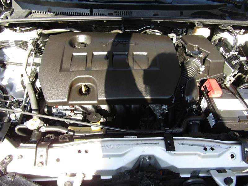 Used 2018 Toyota Corolla LE image 36