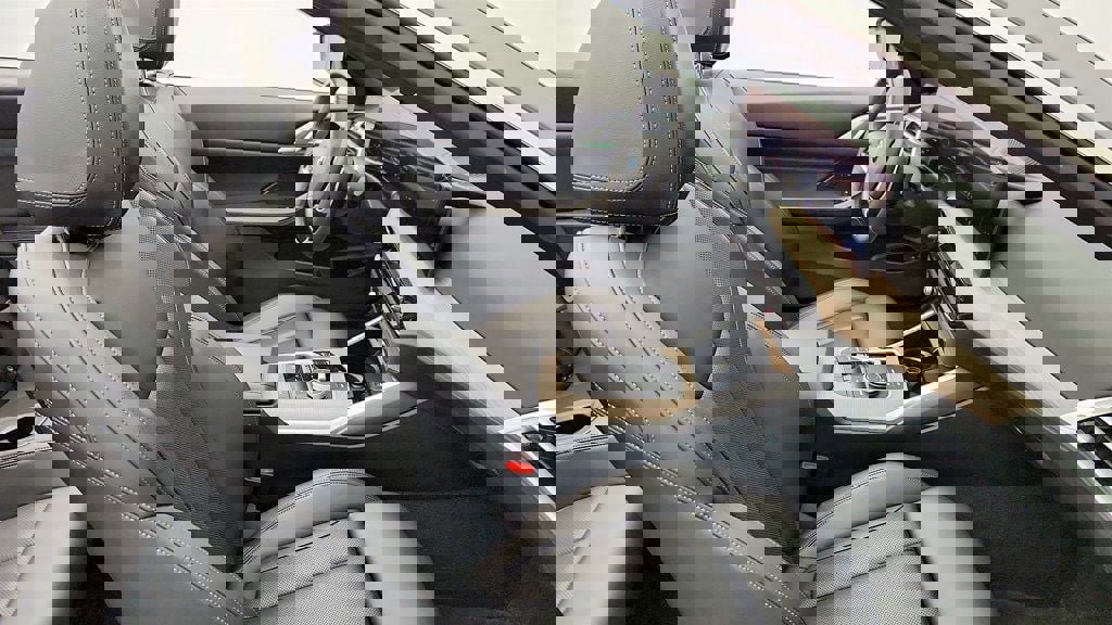 Used 2025 BMW 430i 430i Convertible w/ Premium Pk image 25