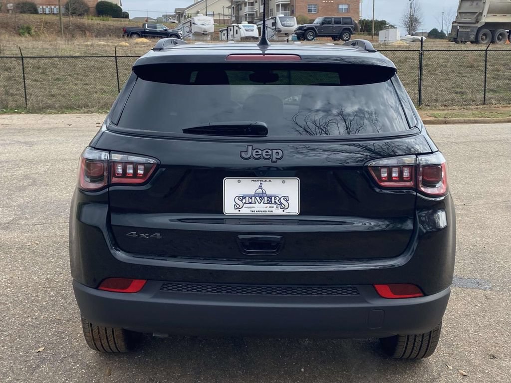 New 2026 Jeep Compass Latitude AWD/4WD image 36