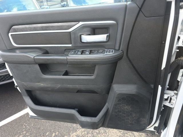 Used 2024 RAM 3500 Big Horn image 12