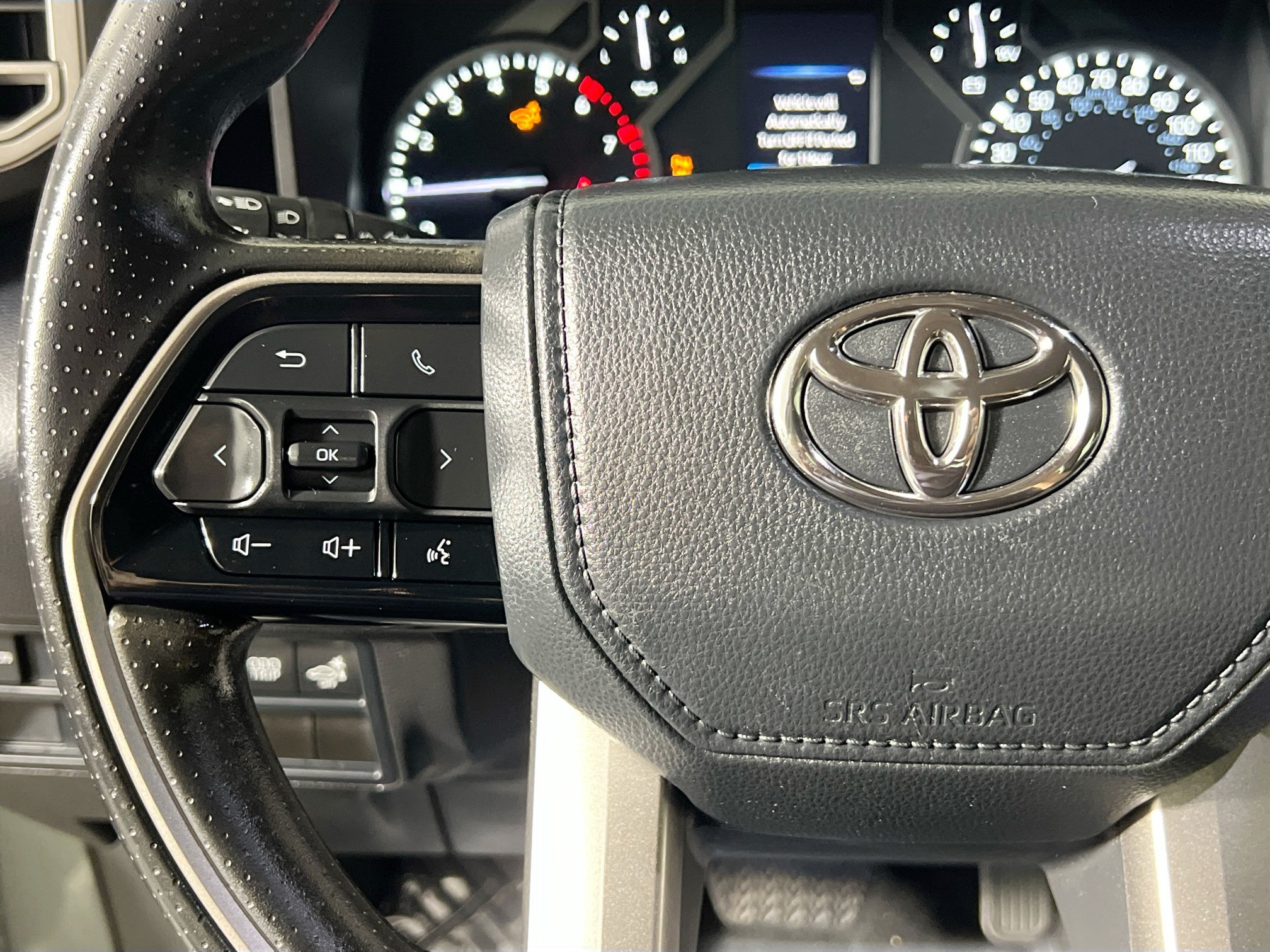 Used 2024 Toyota Tundra SR5 w/ SR5 Convenience Package RWD image 18