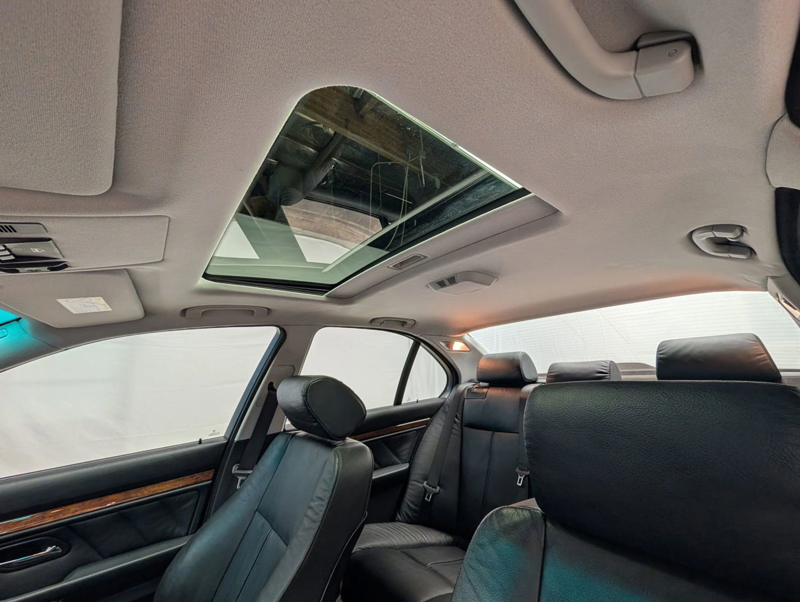 Used 2001 BMW 540i Sedan image 22