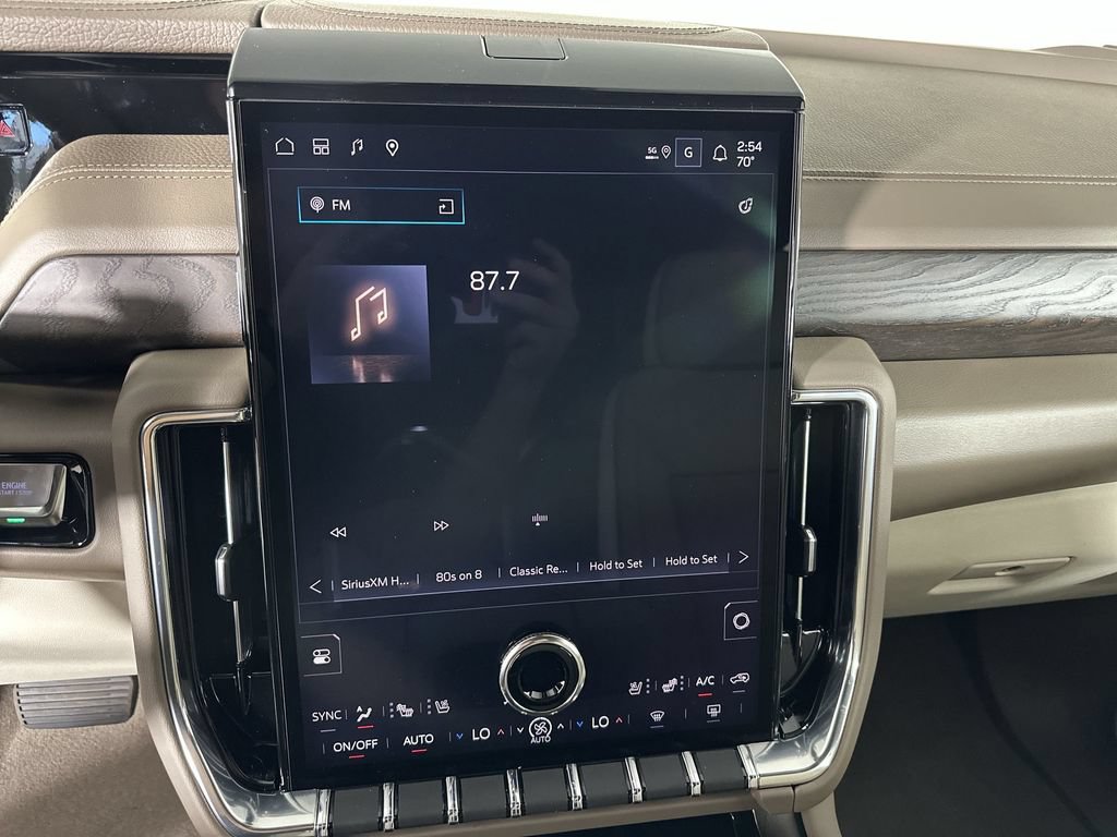 New 2026 GMC Yukon Denali w/ Advanced Technology Package AWD/4WD image 15