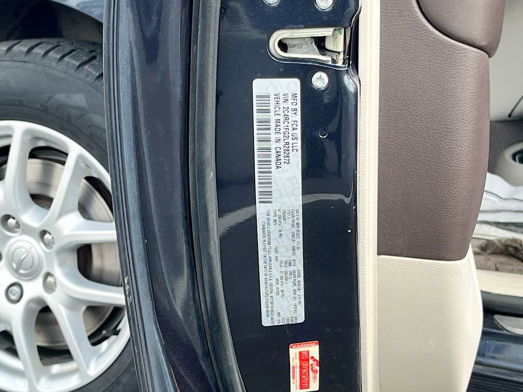 Certified 2020 Chrysler Pacifica Touring image 30