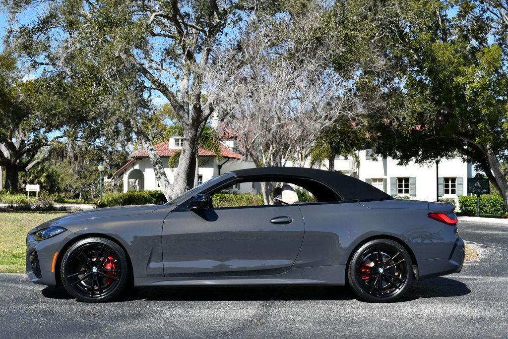Used 2022 BMW 430i Convertible w/ M Sport Package RWD image 32