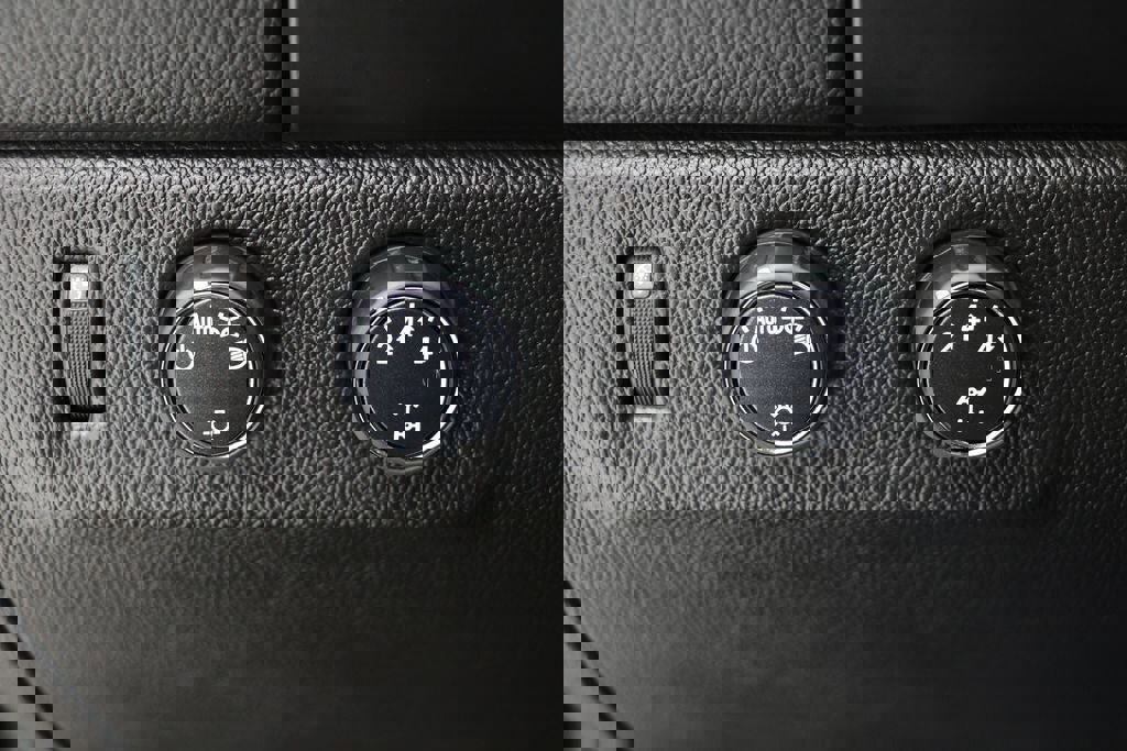 Used 2016 Chevrolet Colorado LT w/ Midnight Edition image 28