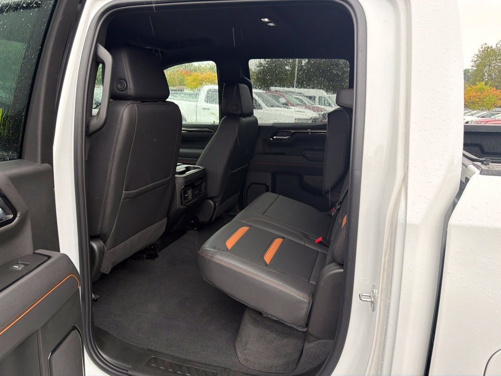 Used 2025 GMC Sierra 1500 AT4 AWD/4WD image 16