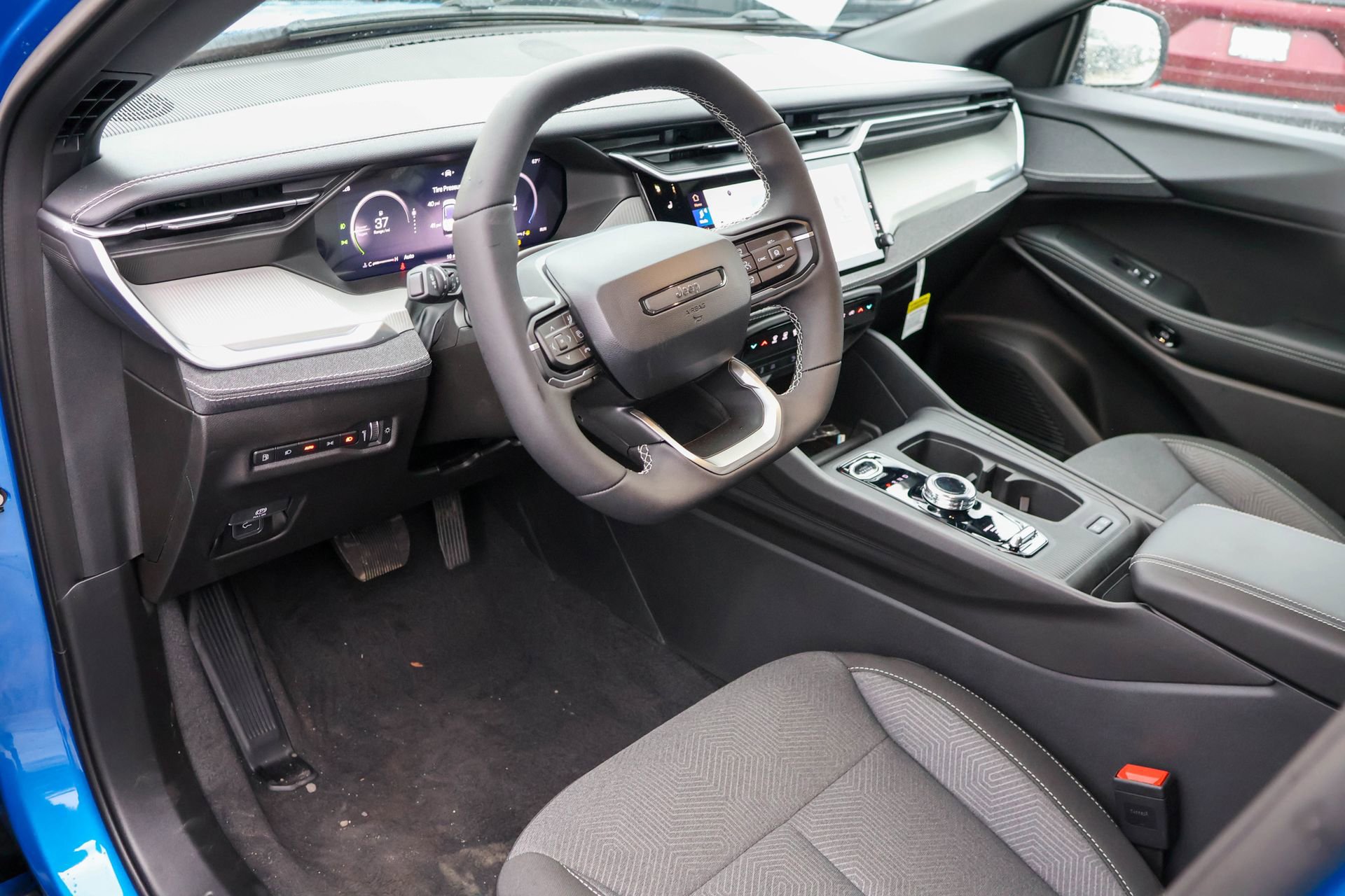 New 2026 Jeep Cherokee Laredo image 3