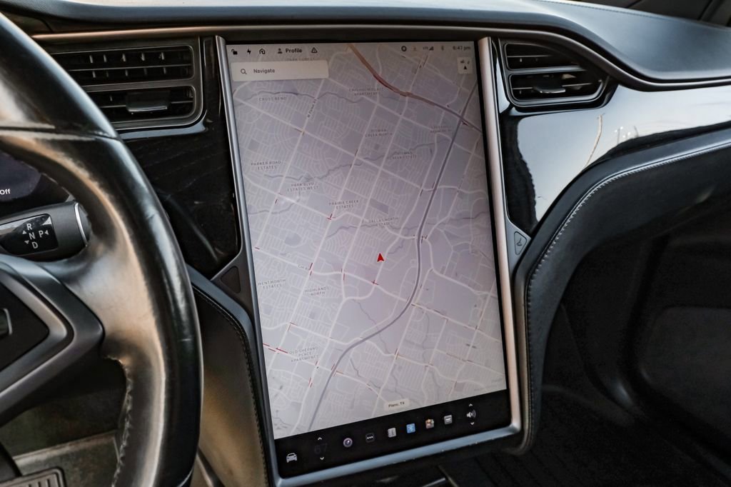 Used 2018 Tesla Model X 75D image 22