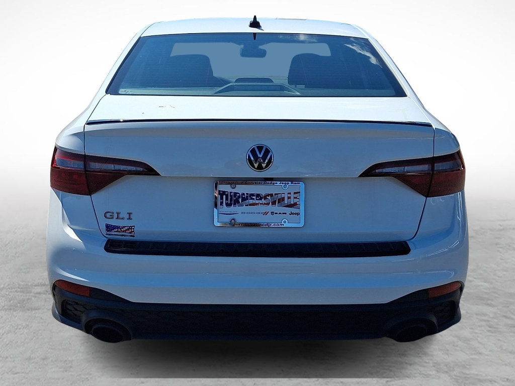 Used 2024 Volkswagen Jetta GLI 40th Anniversary Edition image 4