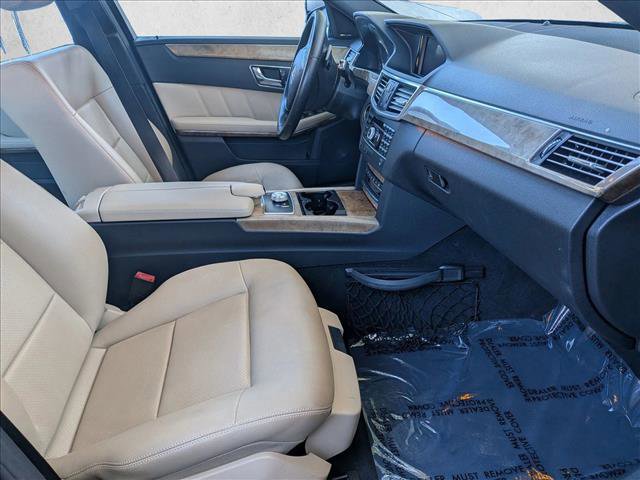 Used 2010 Mercedes-Benz E 350 Sedan image 20