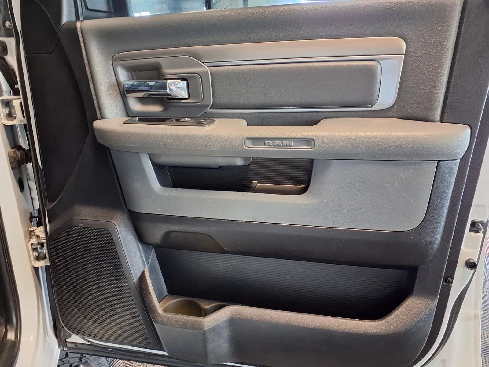Used 2018 RAM 1500 Big Horn AWD/4WD image 11