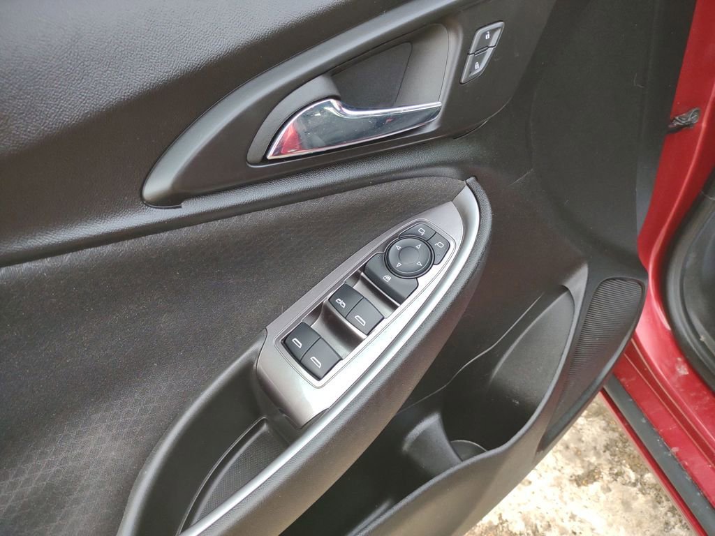 Used 2023 Chevrolet Malibu LT image 11