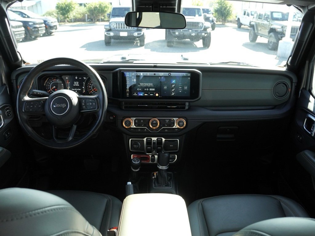 Used 2024 Jeep Gladiator Mojave w/ Convenience Group image 26