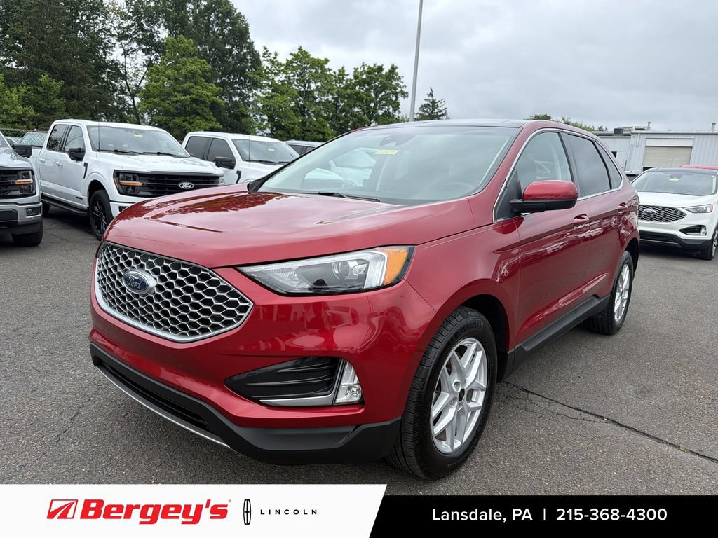 Used 2024 Ford Edge SEL w/ Convenience Package