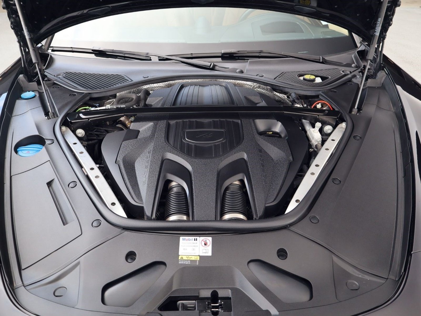 Certified 2023 Porsche Panamera 4 Platinum Edition AWD/4WD image 26