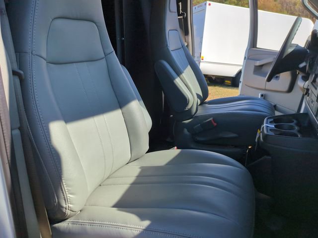 New 2025 Chevrolet Express 2500 Work Van w/ Driver Convenience Package image 24