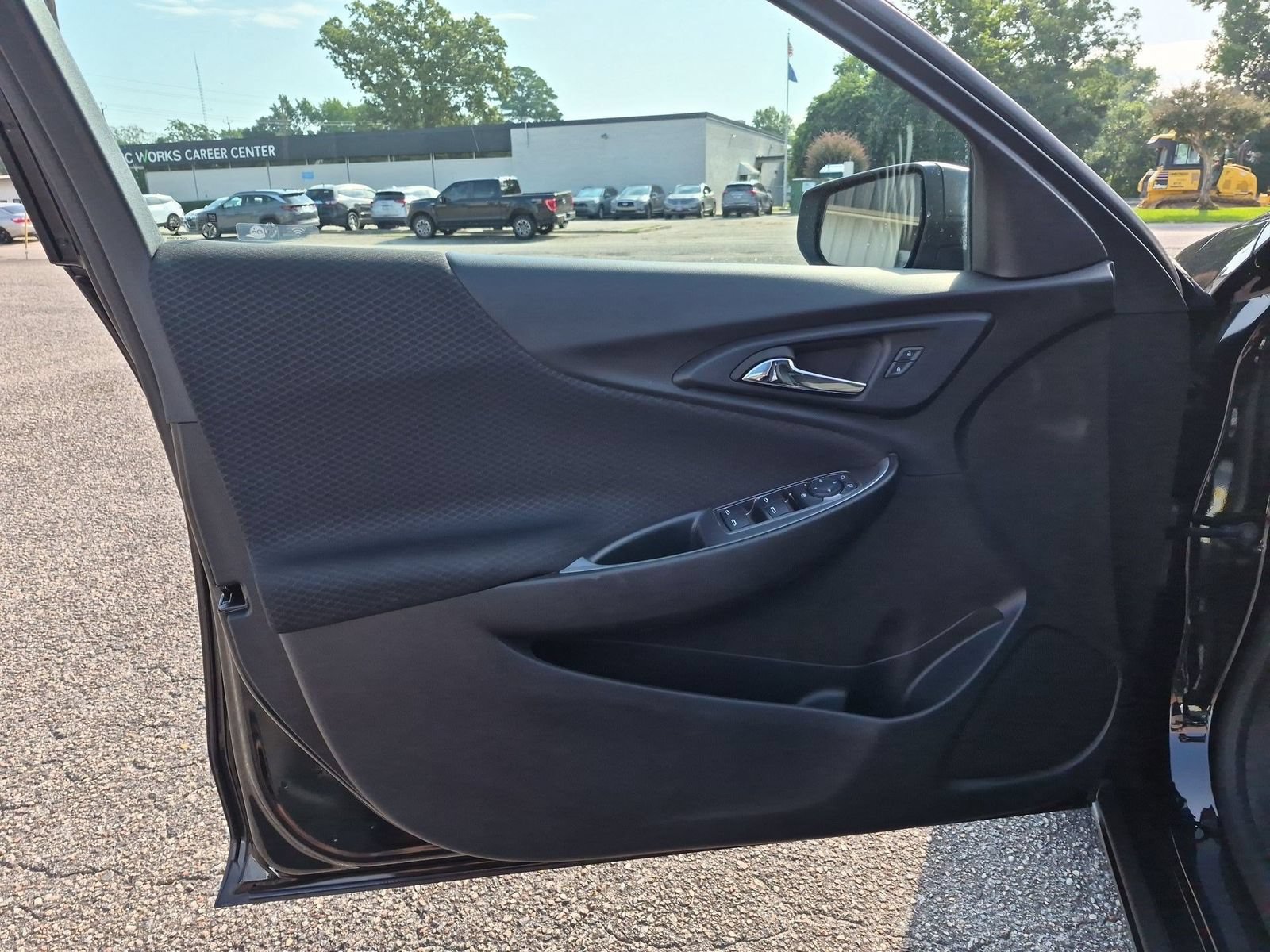 Certified 2023 Chevrolet Malibu LS FWD image 20