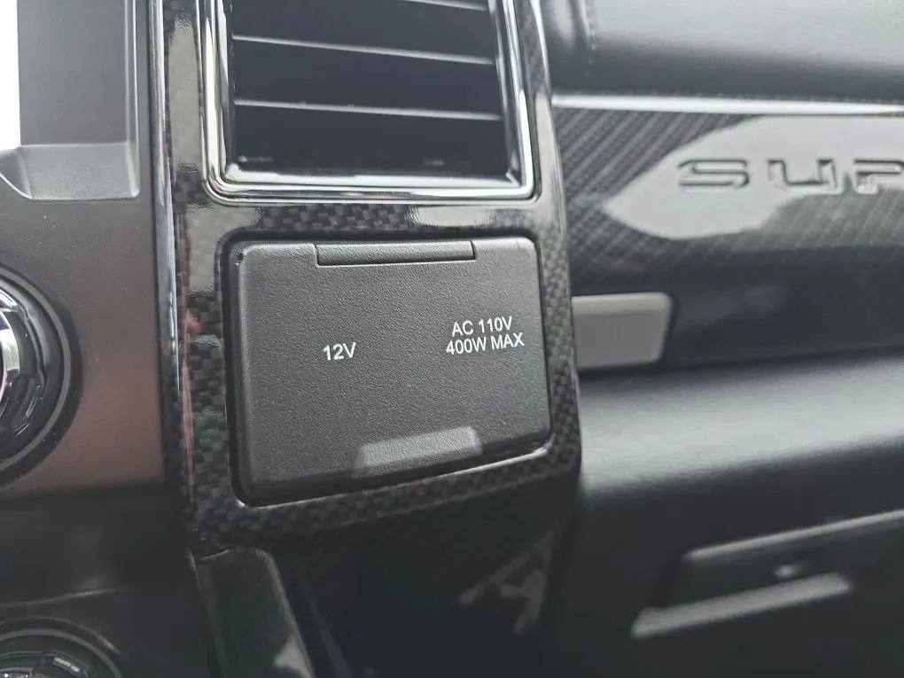 Used 2019 Ford F250 Lariat w/ Lariat Ultimate Package AWD/4WD image 38
