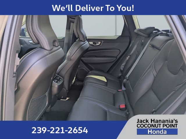 Used 2024 Volvo XC60 B5 Ultimate w/ Protection Package Premier AWD/4WD image 14