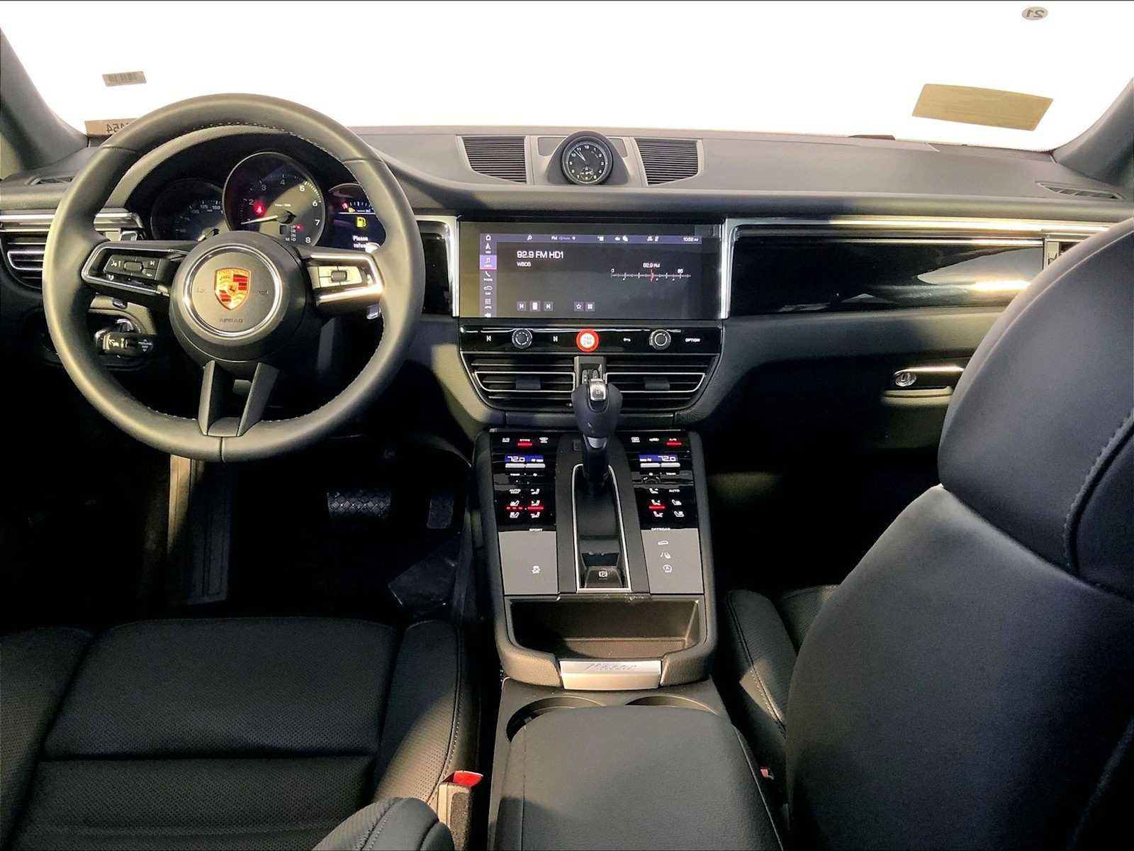 New 2026 Porsche Macan AWD/4WD image 14