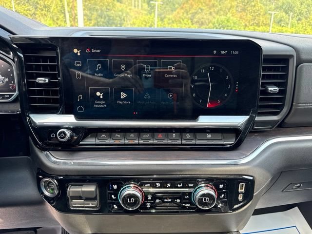 Used 2023 GMC Sierra 1500 SLT w/ SLT Premium Plus Package AWD/4WD image 17