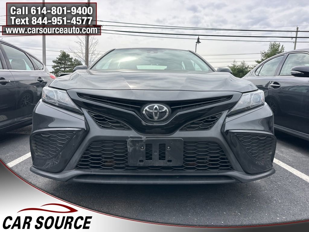 Used 2023 Toyota Camry SE w/ Cold Weather Package image 2