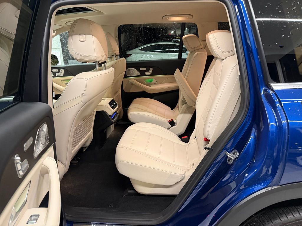 Used 2022 Mercedes-Benz GLS 450 4MATIC image 29