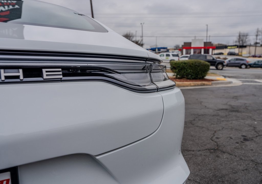 Used 2023 Porsche Panamera Platinum Edition image 27