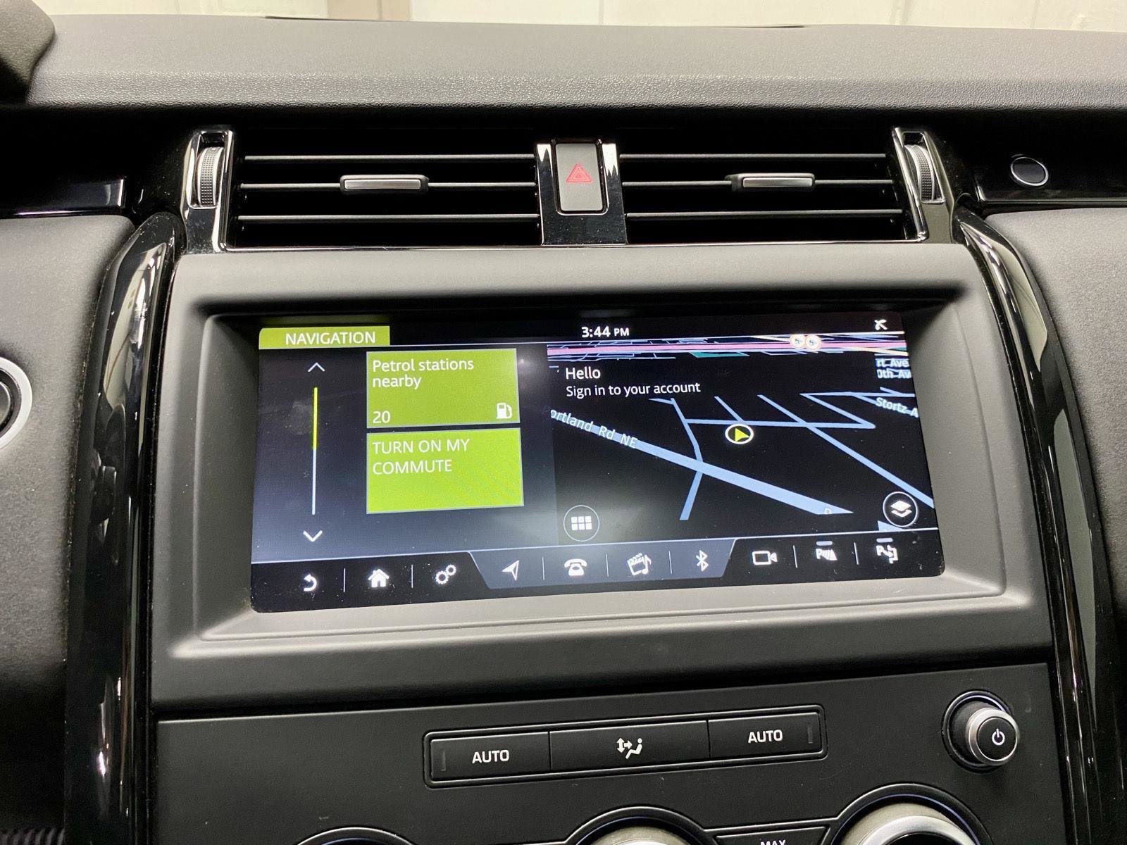 Used 2019 Land Rover Discovery SE AWD/4WD image 28