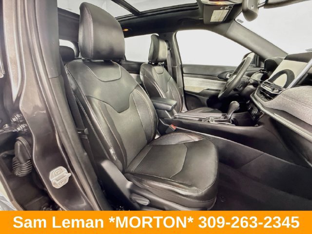 Used 2023 Jeep Compass Latitude w/ Sun and Sound Group AWD/4WD image 28