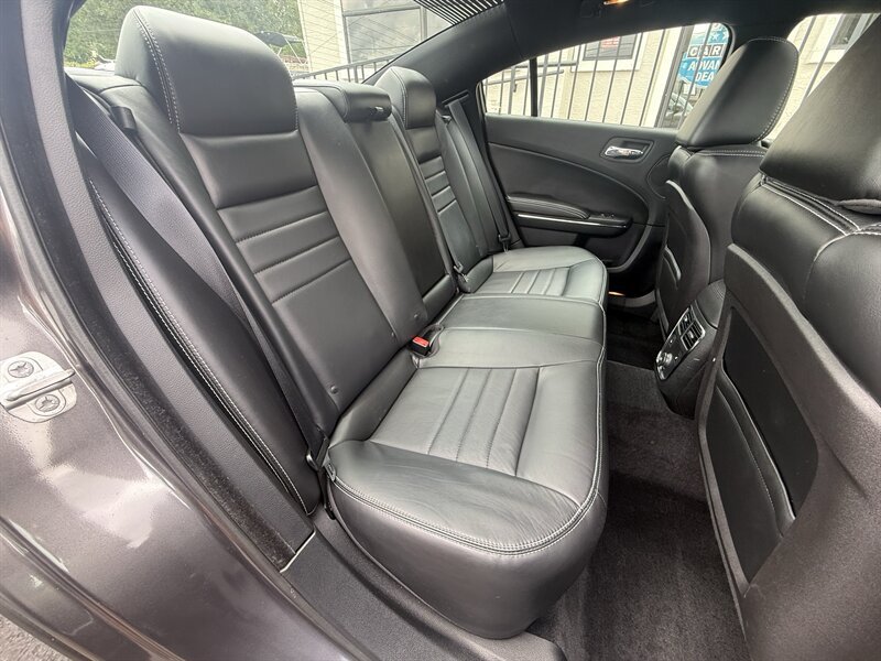 Used 2014 Dodge Charger SXT Plus RWD image 28
