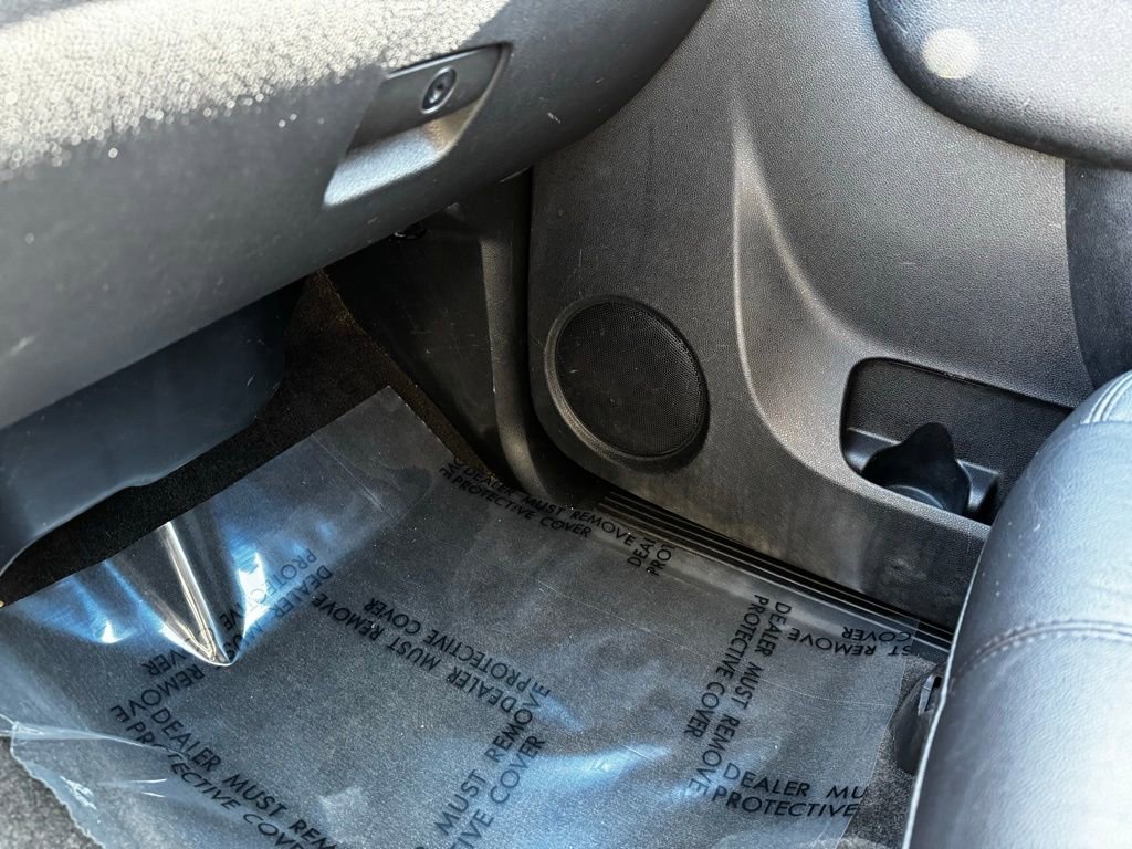 Used 2012 Chevrolet Avalanche LT image 20