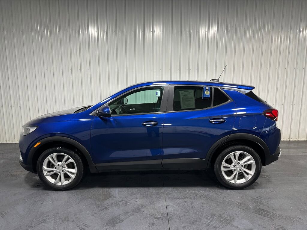 Used 2023 Buick Encore GX Preferred w/ Cold Weather Comfort Package FWD image 4