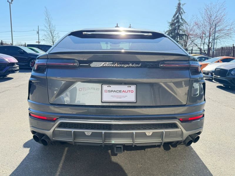 Used 2019 Lamborghini Urus image 6