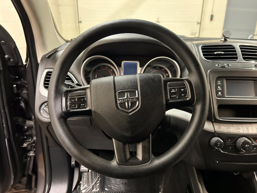 Used 2020 Dodge Journey SE w/ Blacktop Package FWD image 21