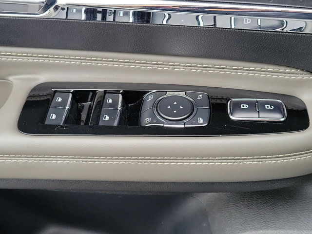 Used 2023 Lincoln Corsair FWD image 27