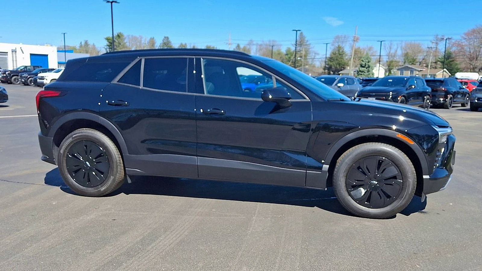 New 2026 Chevrolet Blazer EV LT w/ Midnight/Sport Edition image 4