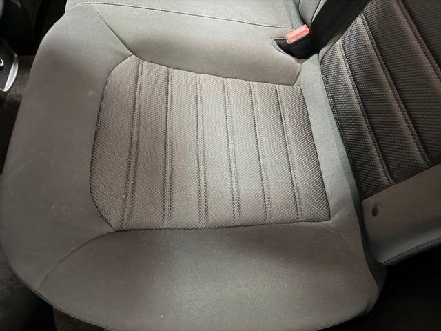 Used 2020 Ford Fusion SE FWD image 18