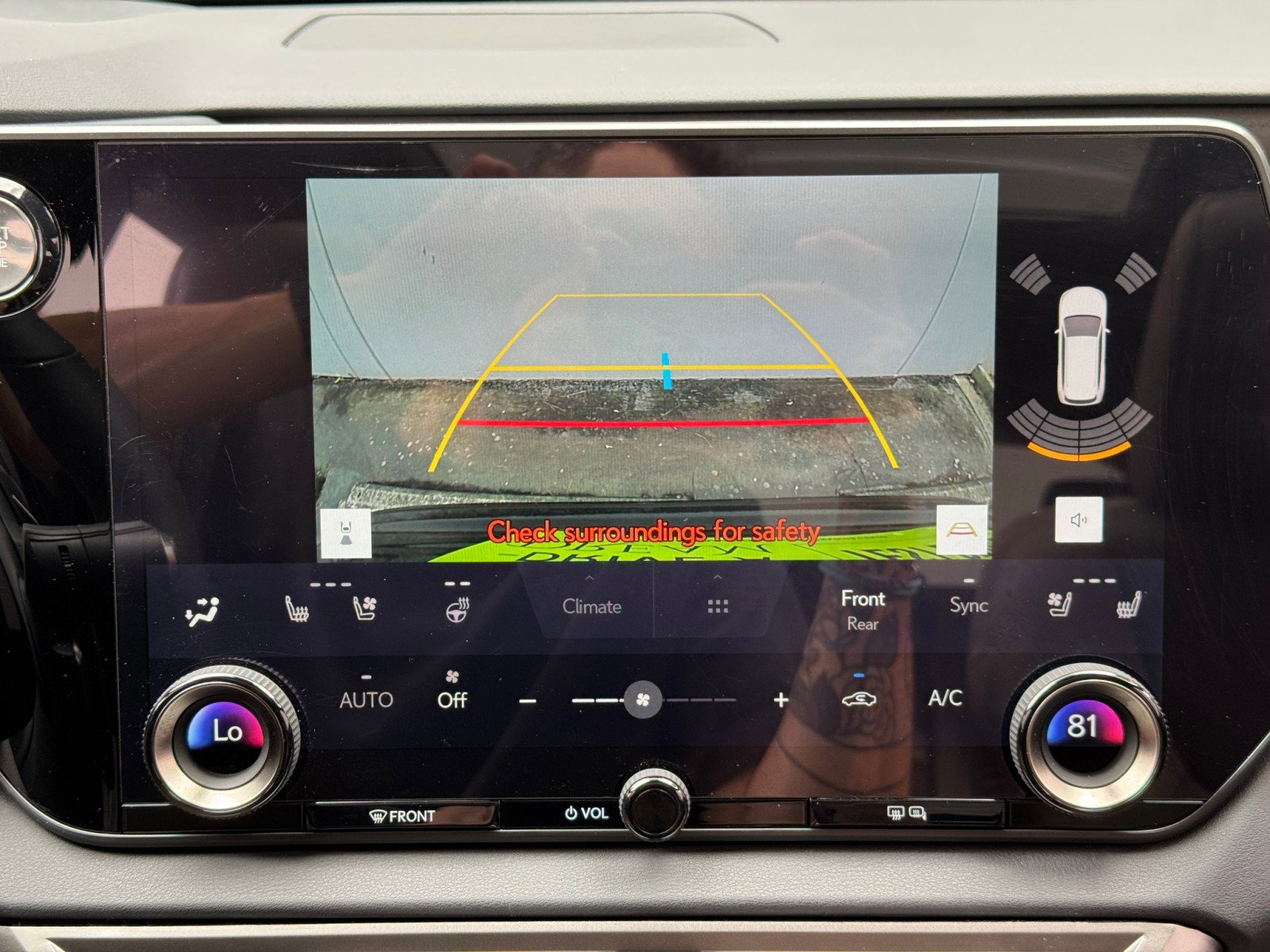 Used 2023 Lexus RX 350 w/ Luxury Package image 30