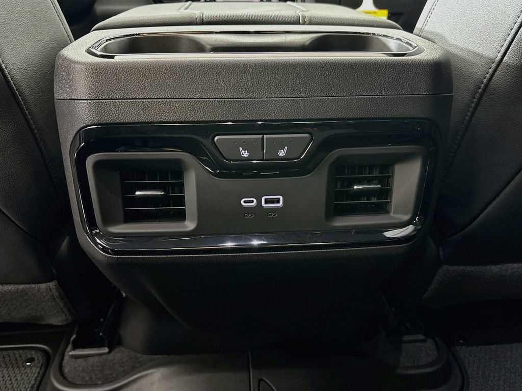 New 2026 GMC Sierra 1500 AT4 w/ AT4 Premium Package AWD/4WD image 26
